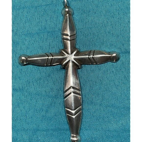 Vintage Nellie Tso Silver Cross - Picture 1 of 4